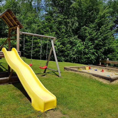Caloroczne Domki Nad Zatoka Polańczyk Exterior foto
